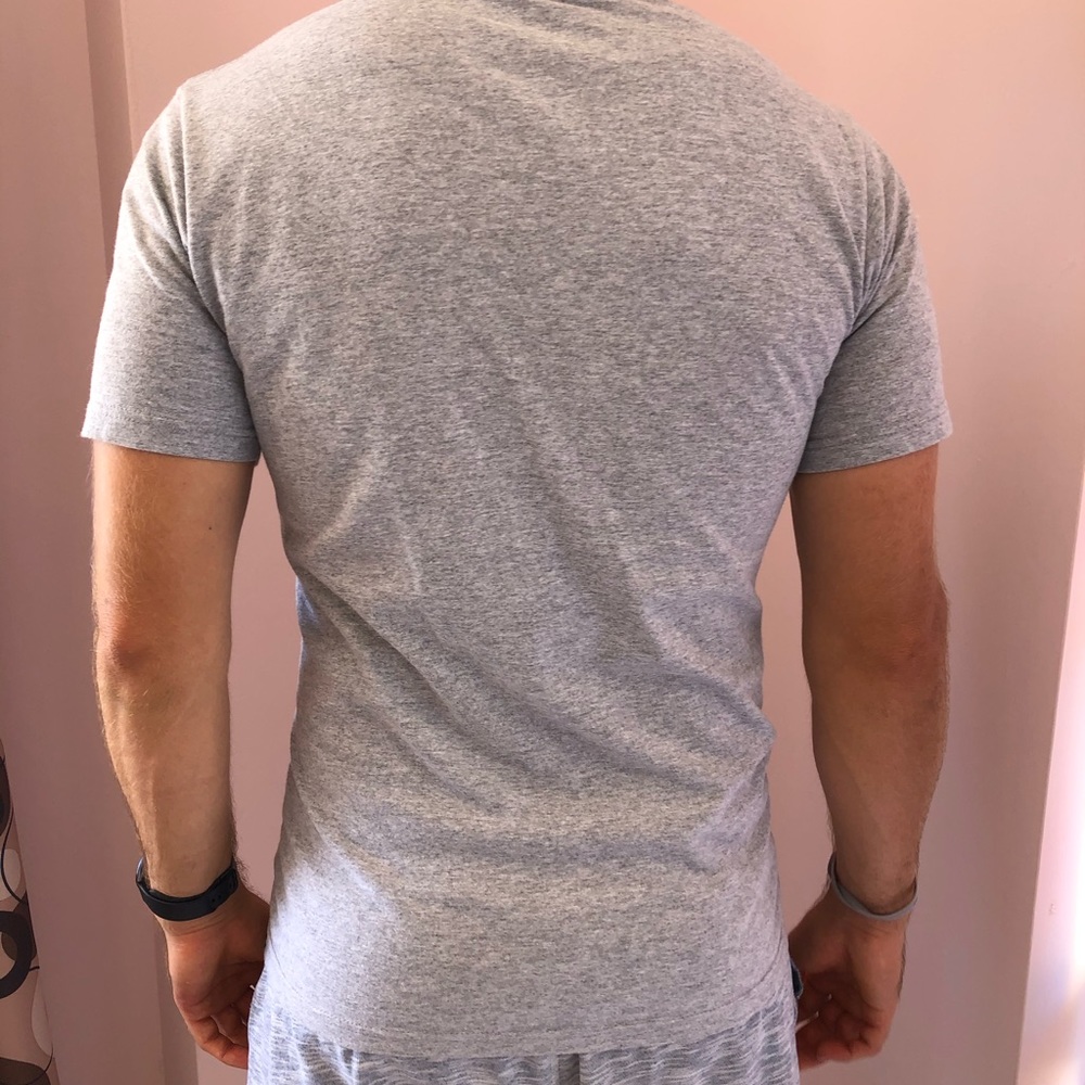 Hurley T - Picture 3 of 4